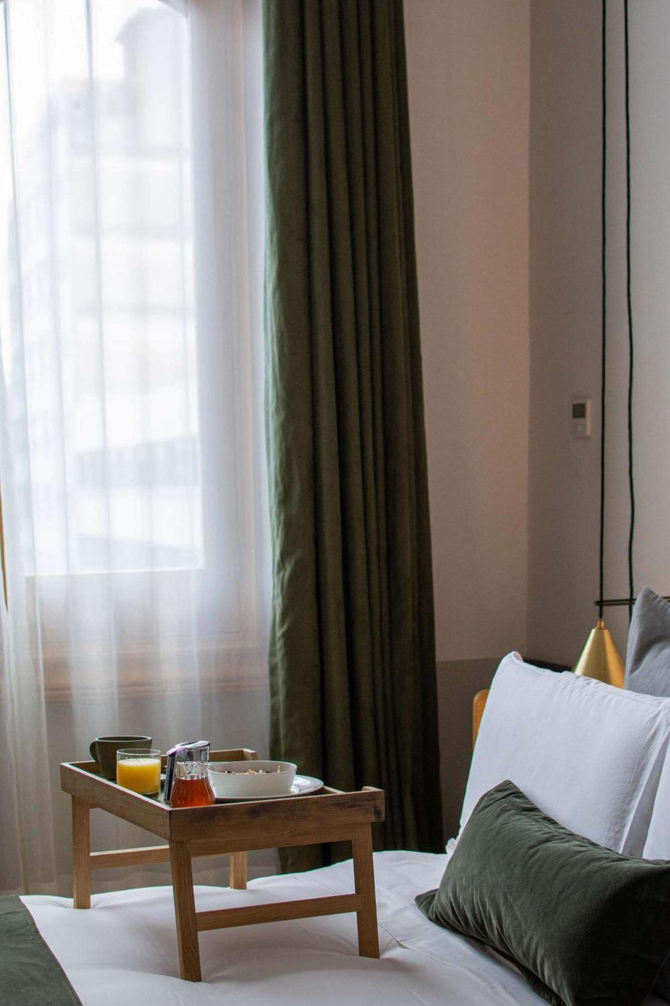อุมบรัล คูริโอ คอลเลคชั่น บาย ฮิลตัน Hotel เม็กซิโกซิตี้ ภายนอก รูปภาพ